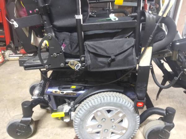 2014 Quantum q6 edge series power wheelchair fully adjustable - cars... for sale in Silverdale, WA – photo 2