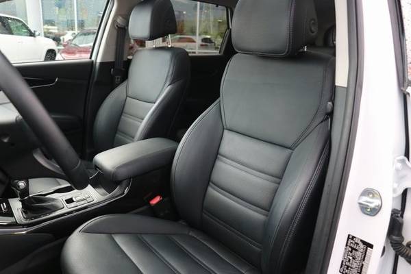 2017 Kia Sorento EX 3.3L V6 AWD SUV 4WD THIRD ROW * LOADED for sale in Auburn, WA – photo 4