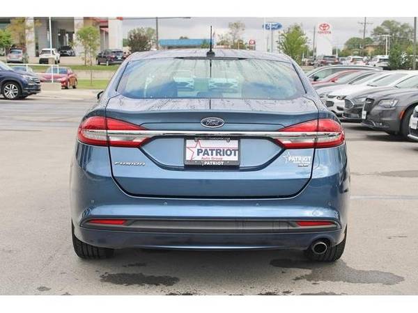 2018 Ford Fusion SE - sedan - cars & trucks - by dealer - vehicle... for sale in Bartlesville, OK – photo 4