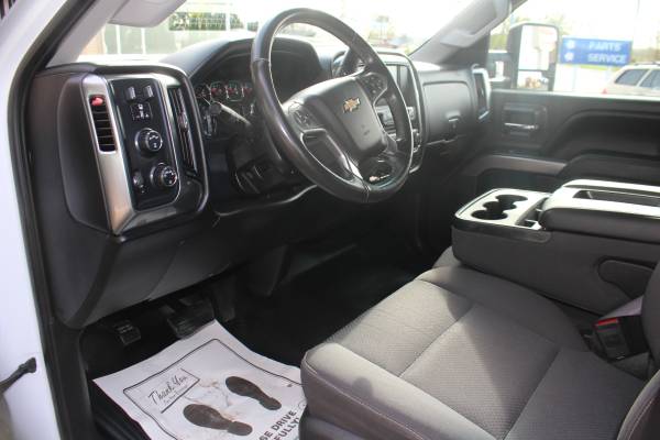 2017 Chevrolet 3500 HD LT Duramax CrewCab LB 4X4 for sale in Lynden, WA – photo 11