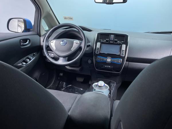 2014 Nissan LEAF SV Hatchback 4D hatchback Blue - FINANCE ONLINE -... for sale in San Bruno, CA – photo 24