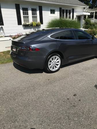 Tesla model S - cars & trucks - by owner - vehicle automotive sale for sale in Marlborough , MA – photo 2