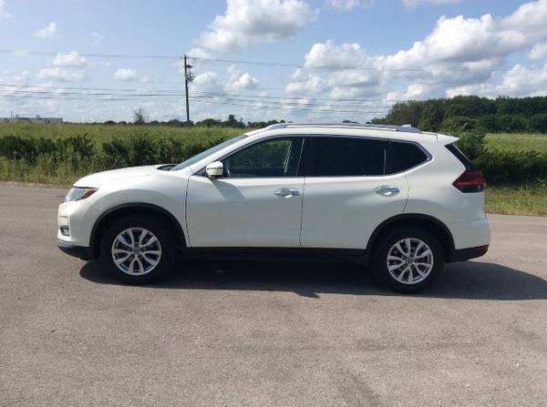 2017 Nissan Rogue SV - cars & trucks - by dealer - vehicle... for sale in Georgetown, KY – photo 3