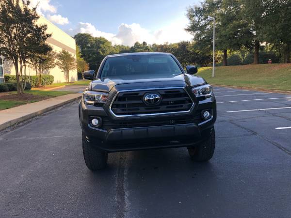 2019 Toyota Tacoma SR5 4X4 - cars & trucks - by dealer - vehicle... for sale in Spartanburg, SC – photo 2