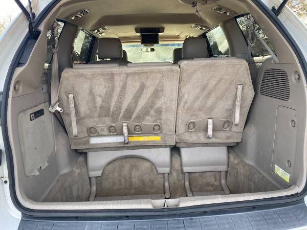 08 Toyota Sienna XLE - - by dealer - vehicle for sale in Huntsville, AL – photo 17