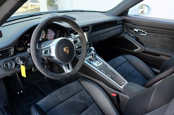 2016 Porsche 911 GT3 - - by dealer - vehicle for sale in Portland, OR – photo 10