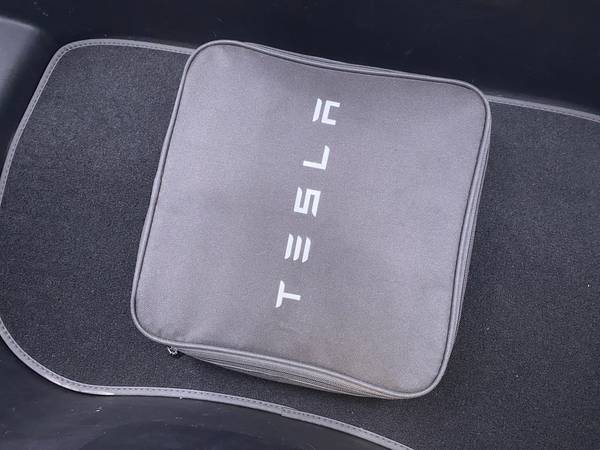 2018 Tesla Model 3 Mid Range Sedan 4D sedan Blue - FINANCE ONLINE -... for sale in Appleton, WI – photo 19