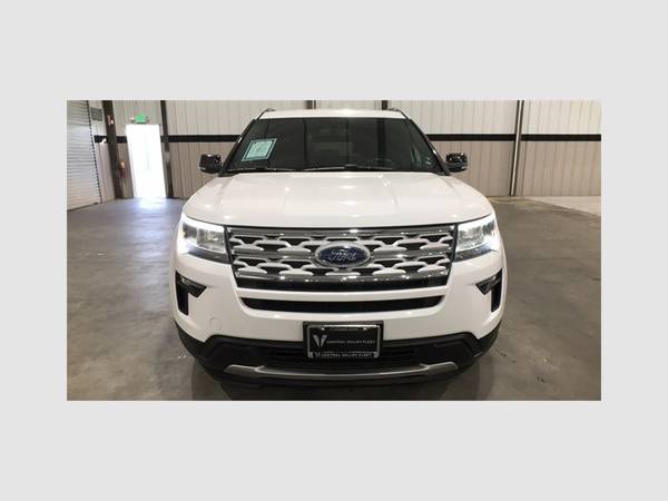 2018 Ford Explorer XLT - cars & trucks - by dealer - vehicle... for sale in Fresno, CA – photo 9