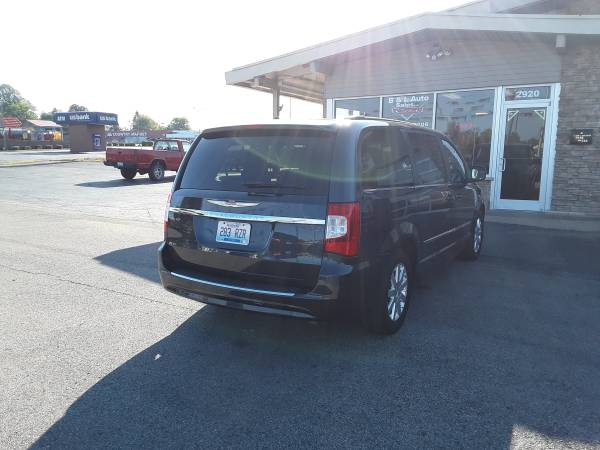 2013 Chrysler Town & Country Touring L for sale in owensboro, KY – photo 24