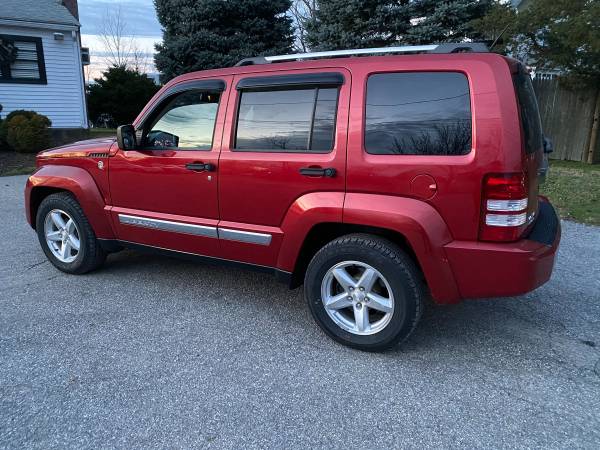 2008 Jeep Liberty (4X4) 69K MILES - cars & trucks - by owner -... for sale in dedham, MA – photo 4