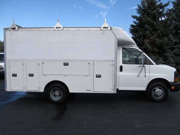 2004 Chevrolet Express G3500 Enclosed Service Body Roof Rack w/ Rear A for sale in Spencerport, NY – photo 8