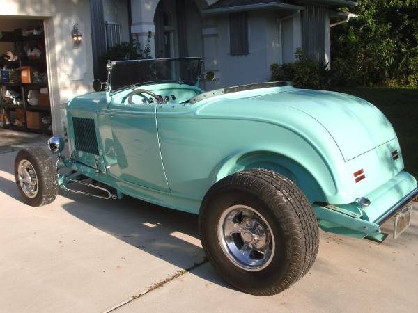 1932 Ford roadster with a folding top for sale in Fort Pierce, FL – photo 3