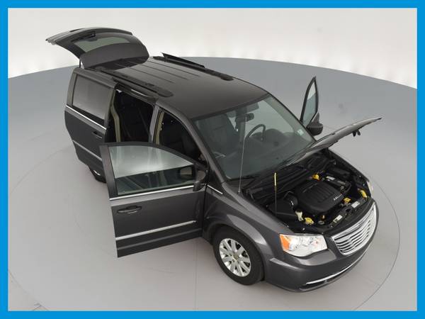 2016 Chrysler Town and Country Touring Minivan 4D van Black for sale in Other, OR – photo 21