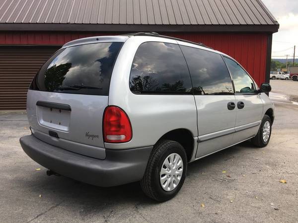 2000 Plymouth Voyager Van for sale in Latrobe, WV – photo 3