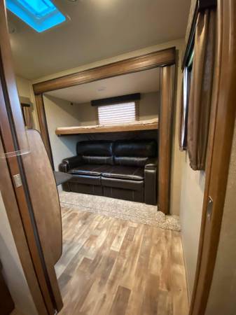 2017 GRAND DESIGN REFLECTION 30BH - - by dealer for sale in Barre, VT – photo 18