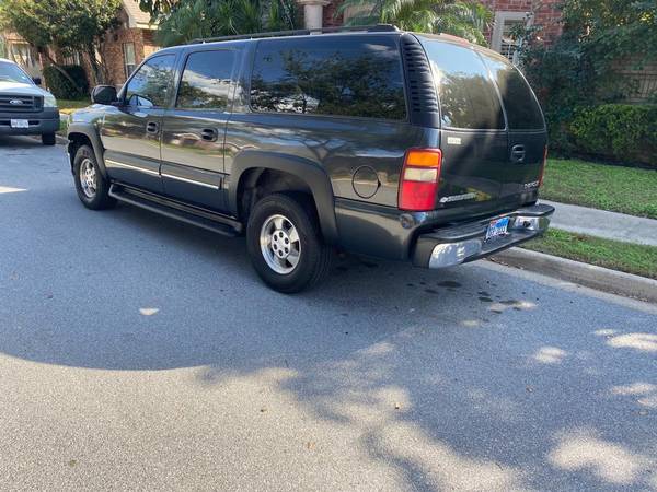 2003 Chevrolet Suburban - cars & trucks - by owner - vehicle... for sale in McAllen, TX – photo 2