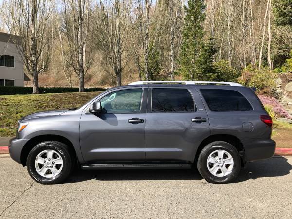 2018 Toyota Sequoia SR5 4WD - 5 7L V8, Leather, Third Row, Loaded for sale in Kirkland, WA – photo 8