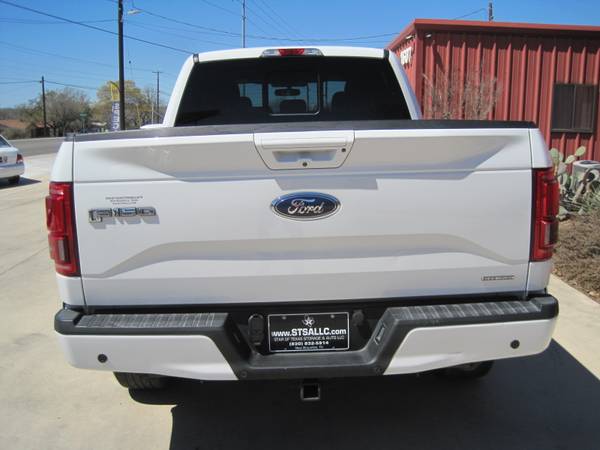 2015 Ford F150 Crew Cab Lariat 4x4 - - by dealer for sale in New Braunfels, TX – photo 5