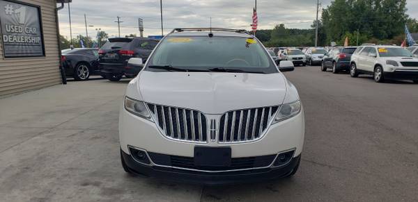 ALL WHEEL DRIVE!! 2011 Lincoln MKX AWD 4dr for sale in Chesaning, MI – photo 3