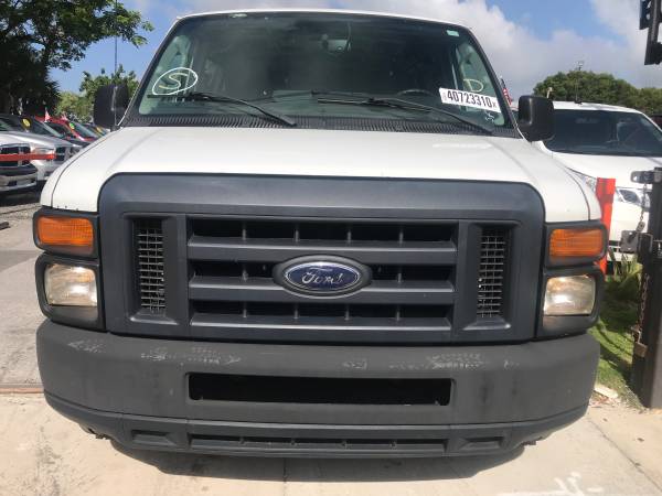2013 Ford Econoline * FINANCING AVAILABLE - cars & trucks - by... for sale in Miami, FL – photo 3