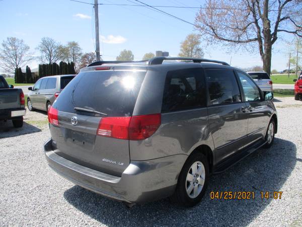 2004 TOYOTA SIEANNA MINI VAN - - by dealer - vehicle for sale in Perrysburg, OH – photo 3