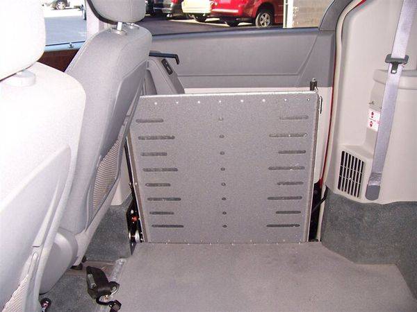 2010 Chrysler Town Country Touring Wheelchair Handicap Mobility Tourin for sale in Phoenix, AZ – photo 10