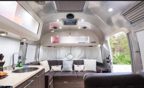 2018 Airstream Tommy Bahama 27FB Relax Edition Financing Available.... for sale in CHANTILLY, District Of Columbia – photo 5