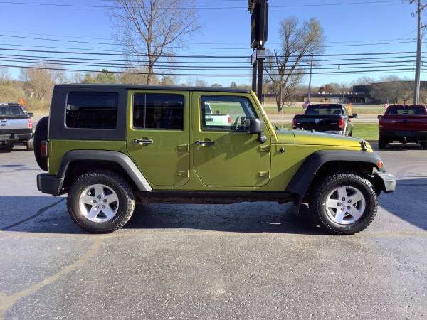 Well-Kept! 2007 Jeep Wrangler Rubicon! 4x4! No Accidents! - cars &... for sale in Ortonville, MI – photo 6
