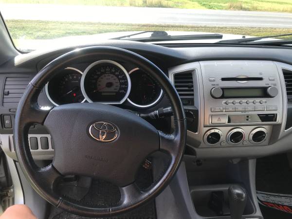 2006 Toyota Tacoma *LOW MILES* - cars & trucks - by owner - vehicle... for sale in Hydeville, VT – photo 12