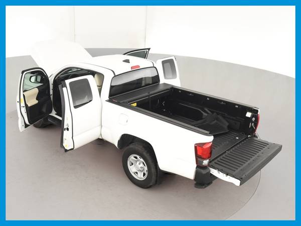 2019 Toyota Tacoma Access Cab SR Pickup 4D 6 ft pickup White for sale in Chicago, IL – photo 17