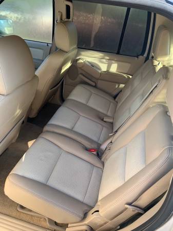 2006 Mercury Mountaineer for sale in Hudson, MN – photo 9