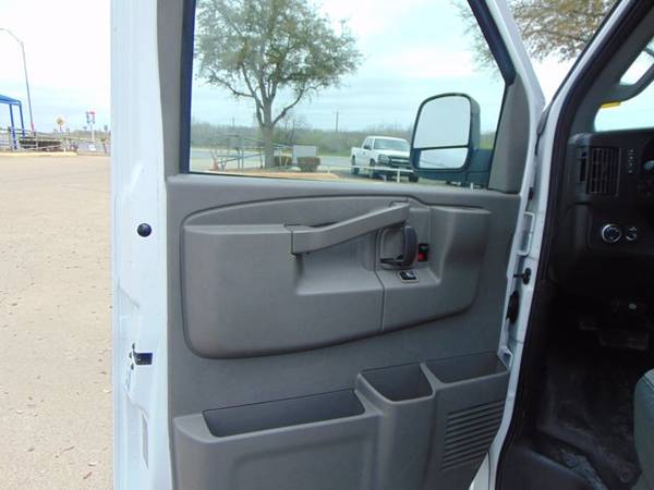 2020 Chevy Express Cargo van ( Mileage: 25, 843! for sale in Devine, TX – photo 5