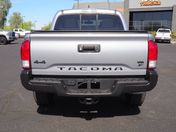 2017 Toyota Tacoma SR5 DOUBLE CAB 5 BED V6 4x4 Passeng - Lifted for sale in Glendale, AZ – photo 6