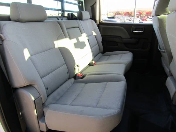 2018 Chevrolet Silverado 3500HD 4WD Crew Cab 171 5 WB, 59 06 CA for sale in Grand Prairie, TX – photo 15