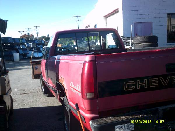 1988 Chevrolet 2500 , 4x4 , w / Meyer snow plow for sale in York, PA – photo 5