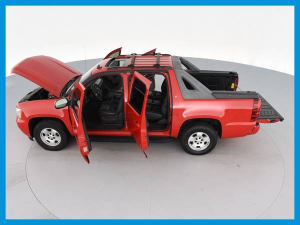 2011 Chevy Chevrolet Avalanche LT Sport Utility Pickup 4D 5 1/4 ft for sale in East Palo Alto, CA – photo 16