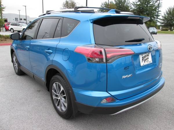 2016 Toyota RAV4 Hybrid XLE suv Electric Storm Blue for sale in Fayetteville, AR – photo 4