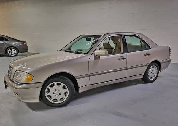 1999 Mercedes-Benz C-Class - Financing Available! - cars & trucks -... for sale in Glenview, IL – photo 2