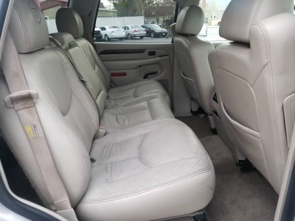 ///2006 Cadillac Escalade//AWD//Leather//Heated Seats//Navigation/// for sale in Marysville, CA – photo 19
