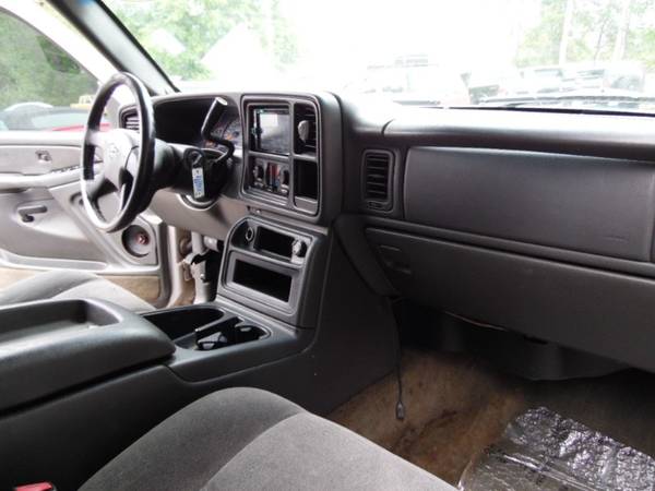 2005 Chevrolet Silverado 2500HD LS Crew Cab Short Bed 2WD - cars & for sale in Picayune, MS – photo 8