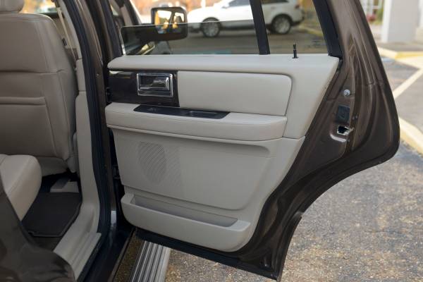2016 Lincoln Navigator Select suv Brown - - by dealer for sale in Camden, AR – photo 10