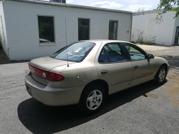 2004 CHEVROLET CAVALIER,GAS SAVER,AFFORDABLE 4 DOOR, EASY TO HANDLE... for sale in Allentown, PA – photo 5