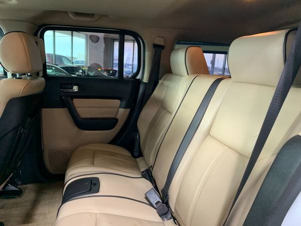 2007 HUMMER H3 LUXURY - cars & trucks - by dealer - vehicle... for sale in Springfield, IL – photo 10