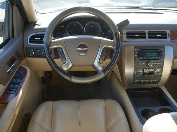 2007 GMC Yukon XL SLT-2 1/2 Ton 4WD 3rd seat - cars & trucks - by... for sale in Inver Grove Heights, MN – photo 14