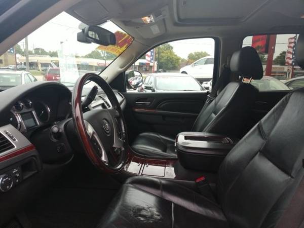 2012 Cadillac Escalade Luxury for sale in Greenfield, WI – photo 2