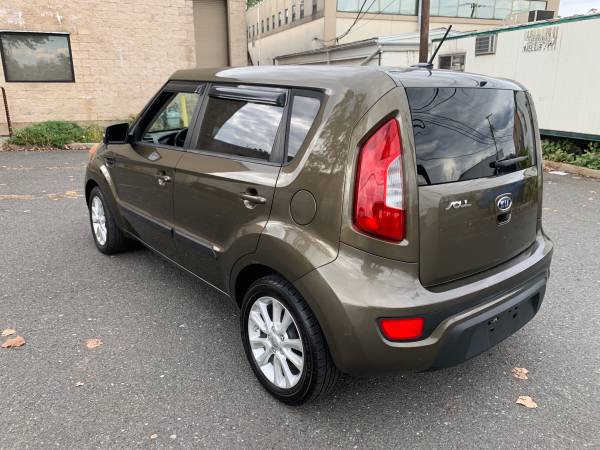2012 Kia Soul · + Wagon 4D - cars & trucks - by owner - vehicle... for sale in Teterboro, NJ – photo 3
