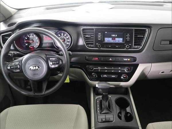 2018 Kia Sedona L - - by dealer - vehicle automotive for sale in Vancouver, OR – photo 12