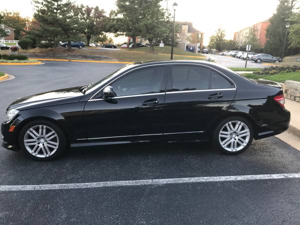 2008 Mercedes c 300 4 Matic fully loaded for sale in Silver Spring, District Of Columbia – photo 2