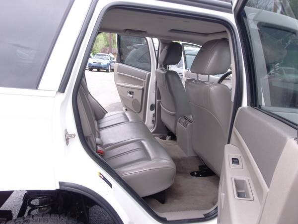 2005 Jeep Grand Cherokee LIMITED 4X4 - - by dealer for sale in Roanoke, VA – photo 14
