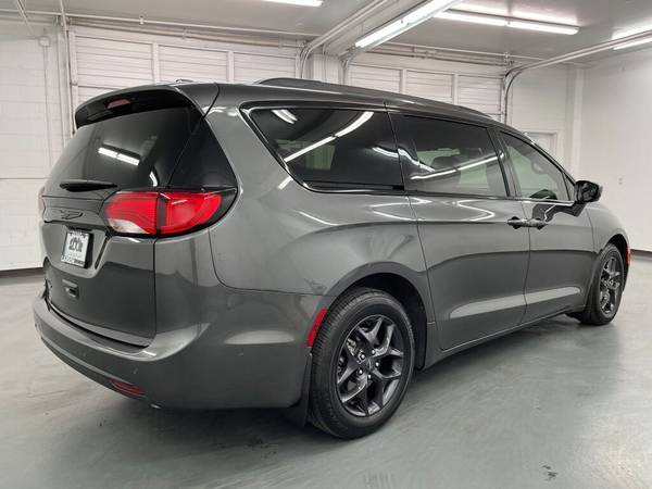 2020 Chrysler Pacifica Touring L Plus for sale in PUYALLUP, WA – photo 3